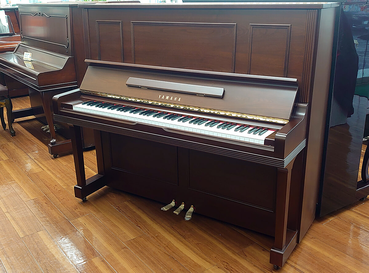 ヤマハ アップライトピアノ b113MW