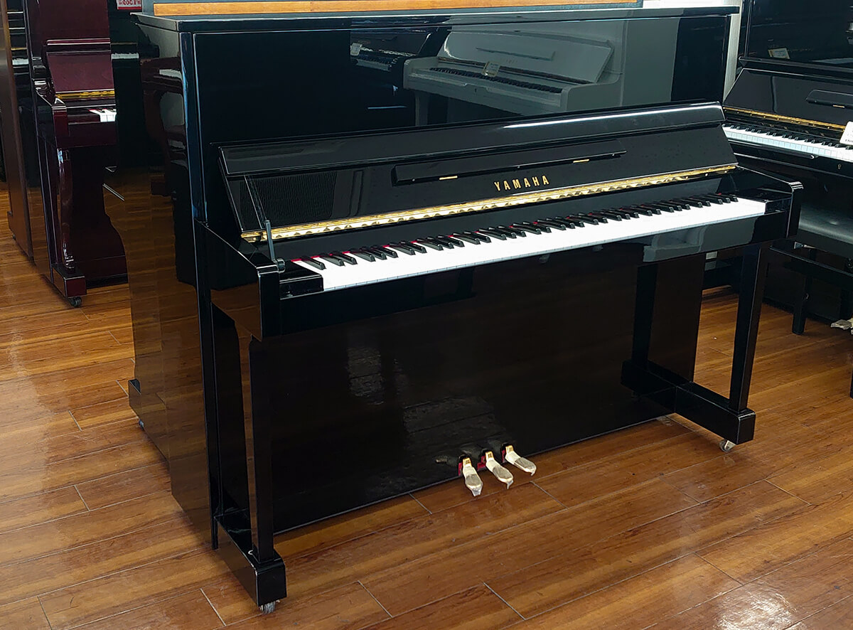 ヤマハ ピアノ YM5